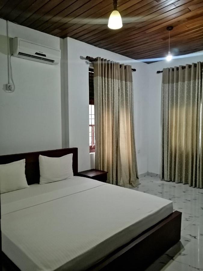 Elepath Lodge- Pinnawala Pinnawala  Dış mekan fotoğraf