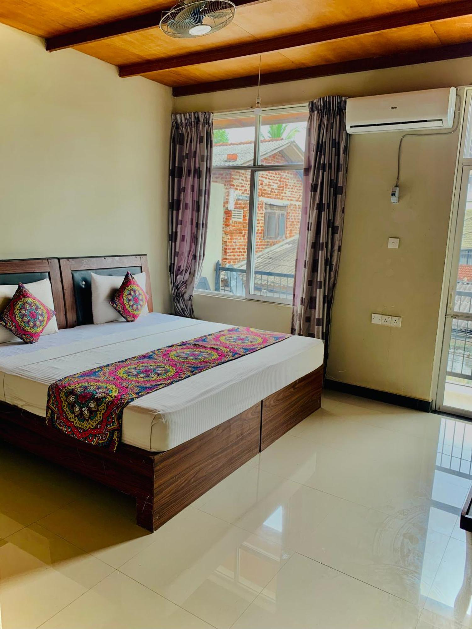 Elepath Lodge- Pinnawala Pinnawala  Dış mekan fotoğraf